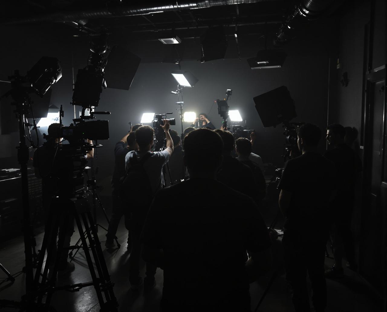 多多视频制作现场