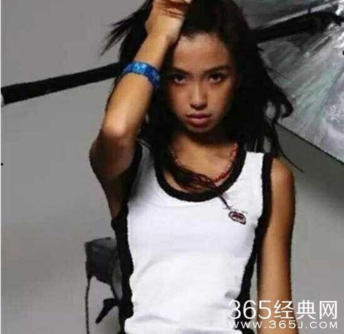 杨颖拉屎的的照片,揭秘明星如厕日常