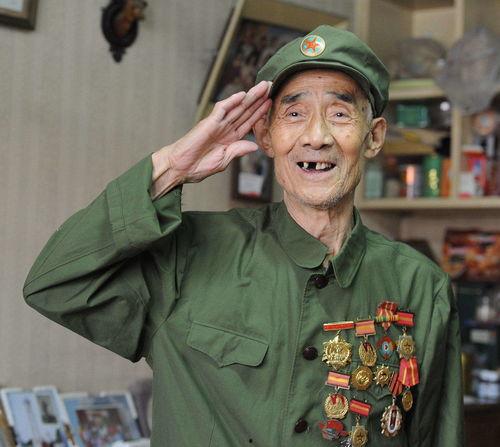 抗战老兵张玉华个人资料